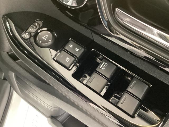 N-BOX L 当社デモカー 純正スマートナビ ドラレコ ETC障害物センサー ホンダセンシング シートヒーター ロールシェード ETC バックカメラ 両側電動スライドドア アルミホイール ベンチシート フルセグ(53枚目)