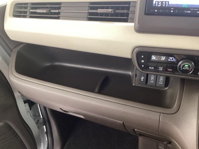 N-BOX L 当社デモカー 純正メモリーナビ ドラレコ ETC 障害物センサー ホンダセンシング シートヒーター ロールシェード(49枚目)