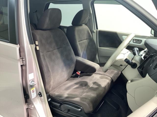 N-WGN Gコンフォートパッケージ 純正メモリーナビ ETC シートヒーター HIDヘッドライト バックカメラ ベンチシート アイドリングストップ 衝突防止システム スマートキー 盗難防止システム 横滑り防止装置 禁煙車 エアバッグ(14枚目)