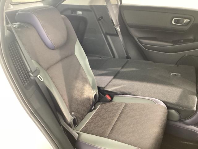 ヴェゼル e:HEVX・HuNTパッケージ 当社デモカー 純正メモリーナビ ETC 障害物センサー ホンダセンシング バックカメラ アルミホイール フルセグ オートクルーズコントロール アイドリングストップ USB入力端子 衝突防止システム(11枚目)