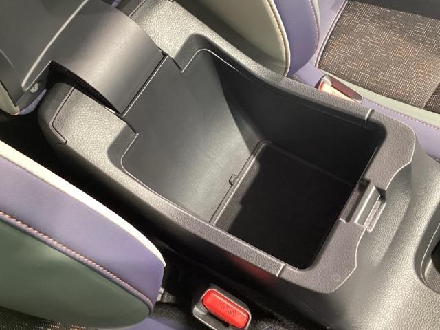 ヴェゼル e:HEVX・HuNTパッケージ 当社デモカー 純正メモリーナビ ETC 障害物センサー ホンダセンシング バックカメラ アルミホイール フルセグ オートクルーズコントロール アイドリングストップ USB入力端子 衝突防止システム(43枚目)