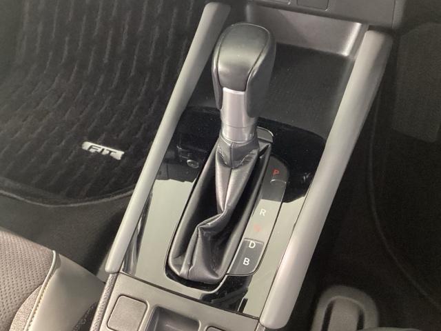 フィット e:HEVRS 純正メモリーナビ ETC ホンダセンシング(18枚目)