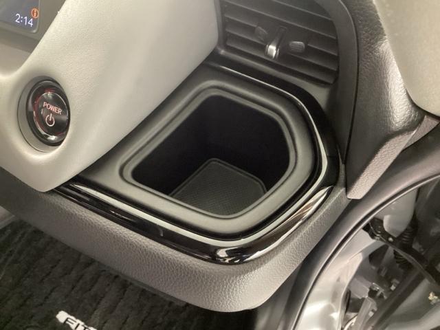 フィット e:HEVRS 純正メモリーナビ ETC ホンダセンシング(31枚目)