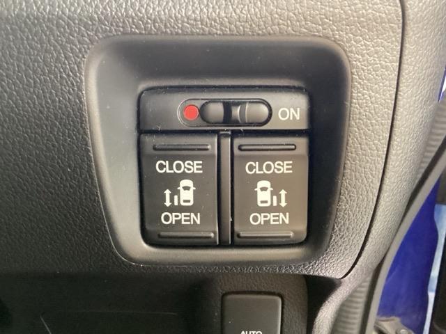 Ｎ－ＢＯＸカスタム ＧＳＳパッケージ　純正メモリーナビ　ＥＴＣ　ロールシェード　ＨＩＤヘッドライト　バックカメラ　両側電動スライドドア　アルミホイール　ベンチシート　フルセグ　ＤＶＤ再生　アイドリングストップ　ＵＳＢ入力端子（34枚目）