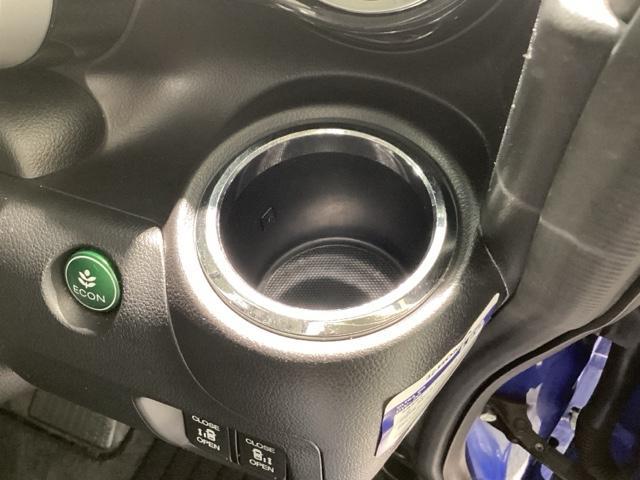 Ｎ－ＢＯＸカスタム ＧＳＳパッケージ　純正メモリーナビ　ＥＴＣ　ロールシェード　ＨＩＤヘッドライト　バックカメラ　両側電動スライドドア　アルミホイール　ベンチシート　フルセグ　ＤＶＤ再生　アイドリングストップ　ＵＳＢ入力端子（38枚目）