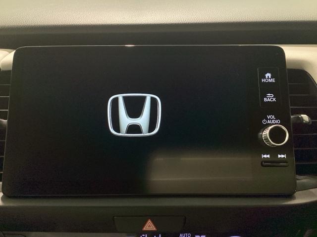 フィット e:HEVホーム メモリーナビ ETC バックカメラ フルセグ シートヒーター オートクルーズコントロール アイドリングストップ USB入力端子 衝突防止システム LEDヘッドランプ クリアランスソナー スマートキー(16枚目)