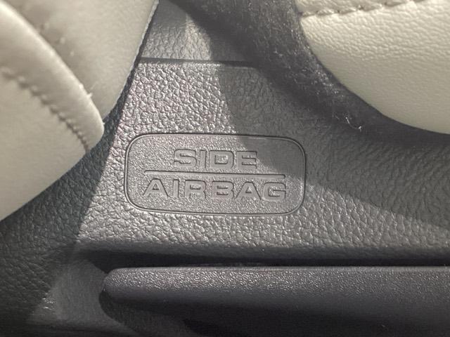 フィット e:HEVホーム メモリーナビ ETC バックカメラ フルセグ シートヒーター オートクルーズコントロール アイドリングストップ USB入力端子 衝突防止システム LEDヘッドランプ クリアランスソナー スマートキー(36枚目)