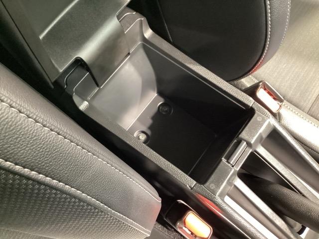 WR-V Z+ 純正メモリーナビ ドラレコ ETC ホンダセンシング バックカメラ アルミホイール フルセグ オートクルーズコントロール USB入力端子 衝突防止システム LEDヘッドランプ クリアランスソナー(43枚目)