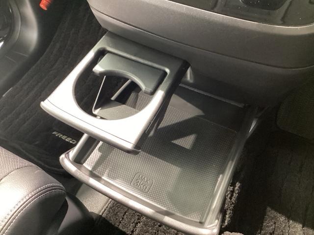 フリードハイブリッド ハイブリッド・Ｇ　純正メモリーナビ　ＥＴＣ　障害物センサー　ホンダセンシング　シートヒーター（42枚目）