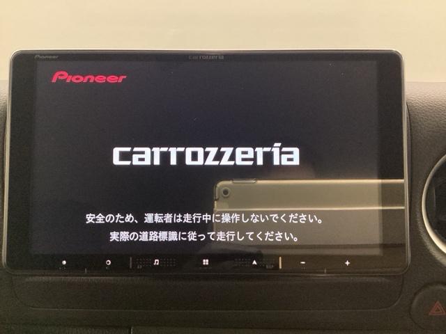 キャラバン ロングプレミアムＧＸ　マルチベッドテーブル付き　メモリーナビ　全周囲カメラ　ＥＴＣ　障害物センサー（16枚目）