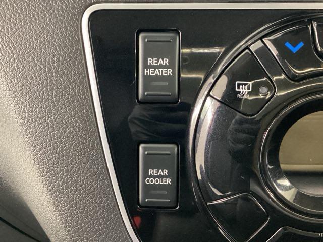 キャラバン ロングプレミアムＧＸ　マルチベッドテーブル付き　メモリーナビ　全周囲カメラ　ＥＴＣ　障害物センサー（24枚目）