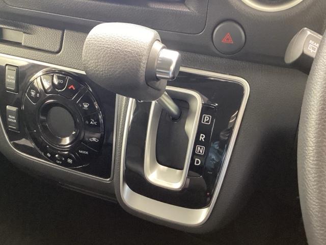 キャラバン ロングプレミアムＧＸ　マルチベッドテーブル付き　メモリーナビ　全周囲カメラ　ＥＴＣ　障害物センサー（25枚目）