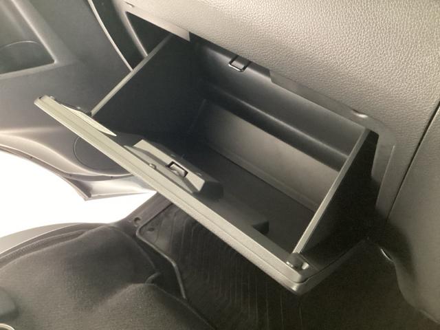 キャラバン ロングプレミアムＧＸ　マルチベッドテーブル付き　メモリーナビ　全周囲カメラ　ＥＴＣ　障害物センサー（36枚目）