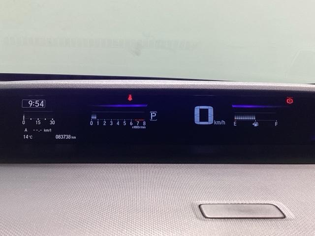 ステップワゴンスパーダ スパーダ・クールスピリットホンダセンシング　４ＷＤ　純正メモリーナビ　ドラレコ　ＥＴＣ　ホンダセンシング　シートヒーター　バックカメラ　両側電動スライドドア　３列シート　ウォークスルー　フルセグ　オートクルーズコントロール　ターボ　ＤＶＤ再生（60枚目）