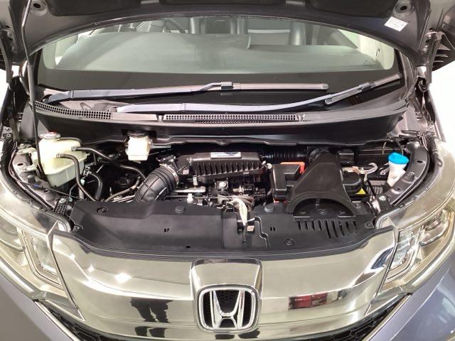 ステップワゴンスパーダ スパーダ・クールスピリットホンダセンシング　４ＷＤ　純正メモリーナビ　ドラレコ　ＥＴＣ　ホンダセンシング　シートヒーター　バックカメラ　両側電動スライドドア　３列シート　ウォークスルー　フルセグ　オートクルーズコントロール　ターボ　ＤＶＤ再生（64枚目）