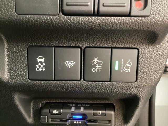 フリード＋ハイブリッド ハイブリッドＧブラックスタイル　レンタカーアップ　純正メモリーナビ　ＥＴＣ　ホンダセンシング　シートヒーター（33枚目）