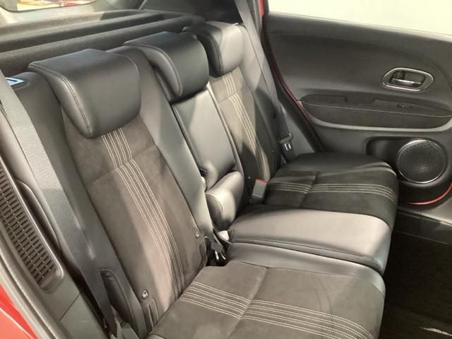 ヴェゼル ハイブリッドＲＳ・ホンダセンシング　レンタカーアップ車　純正メモリーナビ　ドラレコ　ＥＴＣ　ホンダセンシング　シートヒーター　電動シート（9枚目）