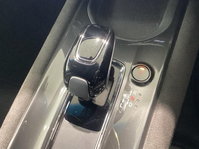 ヴェゼル ハイブリッドＲＳ・ホンダセンシング　レンタカーアップ車　純正メモリーナビ　ドラレコ　ＥＴＣ　ホンダセンシング　シートヒーター　電動シート（25枚目）