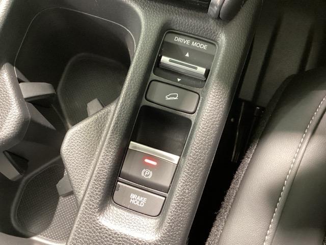 ヴェゼル ｅ：ＨＥＶＺ　当社デモカー　純正スマートナビ　ドラレコ　ＥＴＣ２．０　全周囲カメラ　障害物センサー　シートヒーター（30枚目）