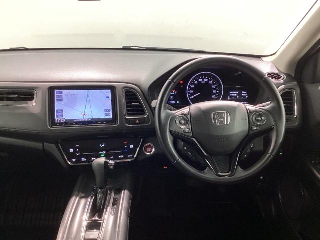 ヴェゼル Ｘ・ホンダセンシング　４ＷＤ　純正メモリ―ナビ　ドラレコ　ＥＴＣ　ホンダセンシング　シートヒーター　ＬＥＤヘッドライト　サイドエアバック＋サイドカーテンエアバック（10枚目）