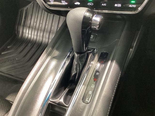 ヴェゼル Ｘ・ホンダセンシング　４ＷＤ　純正メモリ―ナビ　ドラレコ　ＥＴＣ　ホンダセンシング　シートヒーター　ＬＥＤヘッドライト　サイドエアバック＋サイドカーテンエアバック（14枚目）