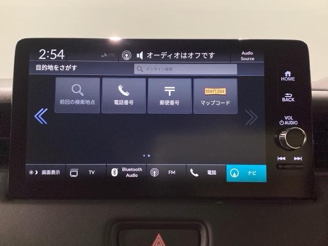 �����X�}�[�g�i�r�ƃo�b�N�J�����t���������������������I�[�f�B�I�Ńh���C�u���D���ȉ��y�𒮂��Ċy���߂܂��B�s�u�������\�ł���