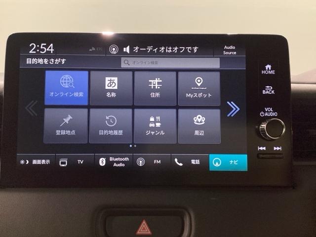 �����X�}�[�g�i�r�ƃo�b�N�J�����t���������������������I�[�f�B�I�Ńh���C�u���D���ȉ��y�𒮂��Ċy���߂܂��B�s�u�������\�ł���