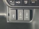 ソケット類も充実☆対応のケーブルがあれば車内でスマホなどの充電が可能です☆