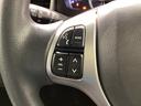 ステアリングスイッチ☆ハンドルから手を離さなくても手元のスイッチで音量調節や選曲操作等が行なえます。運転中視線をそらさなくても操作ができ便利です。