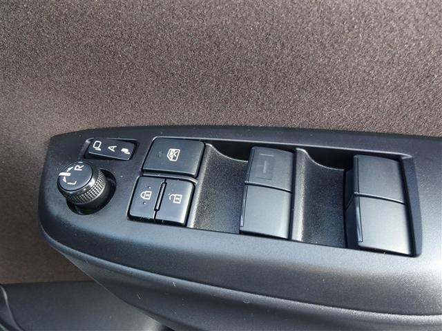 ヤリスクロス Ｚ　バックモニタ　ワンオーナ　横滑り防止システム　イモビ　カーテンエアバッグ　ナビ　クルーズＣ　エアコン　スマートキ－　アルミ　キーフリー　パワステ　ダブルエアバック　ＬＥＤヘット　エアバッグ　記録簿有（28枚目）