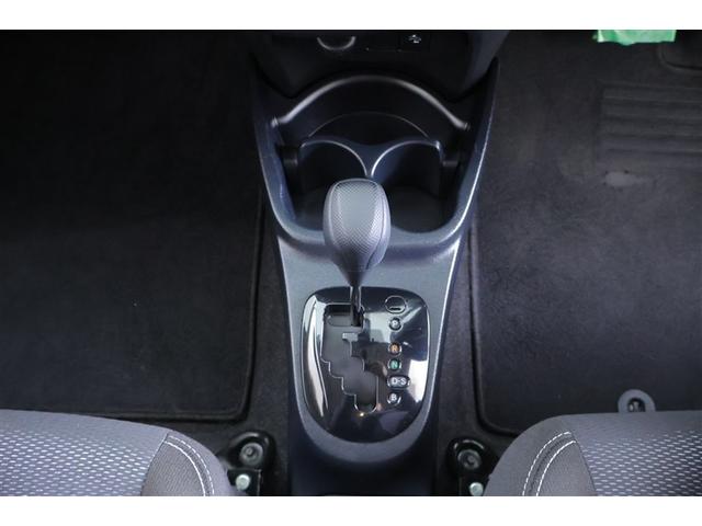 ヴィッツ Ｆ　セーフティーエディションＩＩＩ　パワーウインドウ　盗難防止　Ｗエアバッグ　衝突軽減Ｂ　ナビＴＶ　キーレスエントリー　ＥＳＣ　マニュアルエアコン　ＬＥＤヘッドライト　パワーステ　インテリキー　ＥＴＣ　ワンセグ　メモリーナビ　ＡＢＳ（9枚目）