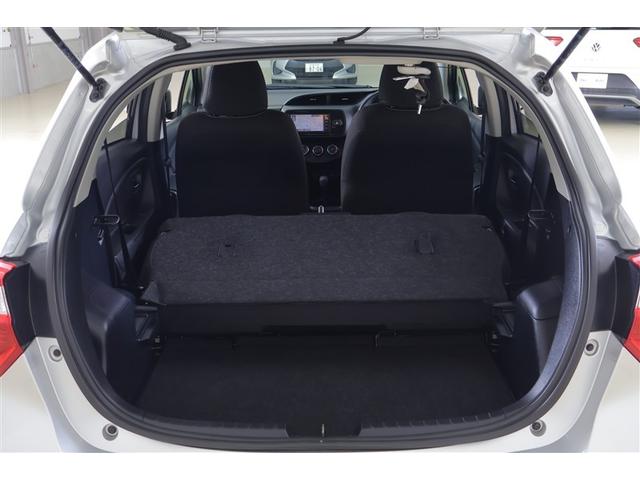 ヴィッツ Ｆ　セーフティーエディションＩＩＩ　パワーウインドウ　盗難防止　Ｗエアバッグ　衝突軽減Ｂ　ナビＴＶ　キーレスエントリー　ＥＳＣ　マニュアルエアコン　ＬＥＤヘッドライト　パワーステ　インテリキー　ＥＴＣ　ワンセグ　メモリーナビ　ＡＢＳ（17枚目）