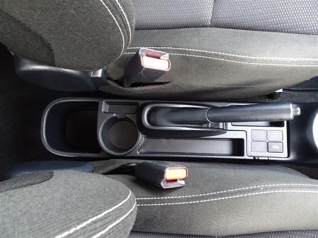 ヴィッツ Ｆ　セーフティーエディションＩＩＩ　パワーウインドウ　盗難防止　Ｗエアバッグ　衝突軽減Ｂ　ナビＴＶ　キーレスエントリー　ＥＳＣ　マニュアルエアコン　ＬＥＤヘッドライト　パワーステ　インテリキー　ＥＴＣ　ワンセグ　メモリーナビ　ＡＢＳ（24枚目）