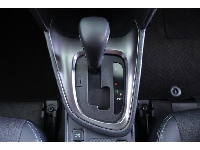 ヤリスクロス Ｚ　バックモニタ　横滑り防止システム　イモビ　カーテンエアバッグ　ＴＶ　クルーズＣ　エアコン　スマートキ－　アルミ　地デジ　キーフリー　パワステ　ダブルエアバック　ＬＥＤヘット　エアバッグ　記録簿有（8枚目）