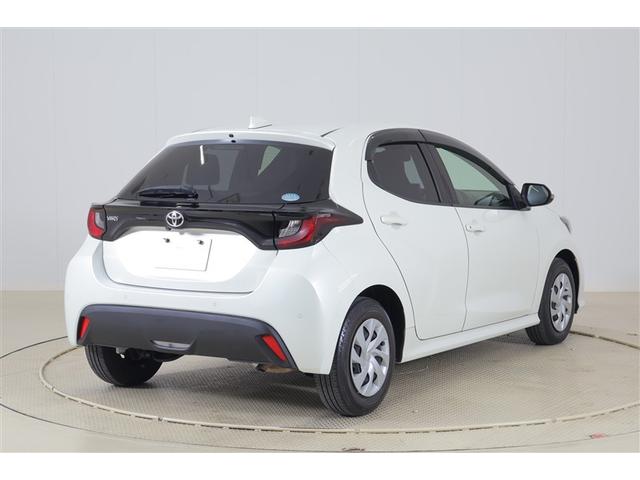 ヤリス X LEDヘッドランプ 被害軽減ブレーキ Bカメラ キーレスエントリー ワンオーナー スマートキー&プッシュスタート 点検記録簿 ミュージックプレイヤー接続可 クルーズコントロール ETC車載器 ESC(3枚目)