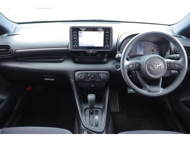 ヤリス X LEDヘッドランプ 被害軽減ブレーキ Bカメラ キーレスエントリー ワンオーナー スマートキー&プッシュスタート 点検記録簿 ミュージックプレイヤー接続可 クルーズコントロール ETC車載器 ESC(4枚目)