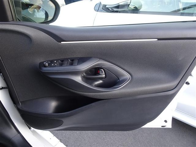 ヤリス X LEDヘッドランプ 被害軽減ブレーキ Bカメラ キーレスエントリー ワンオーナー スマートキー&プッシュスタート 点検記録簿 ミュージックプレイヤー接続可 クルーズコントロール ETC車載器 ESC(31枚目)