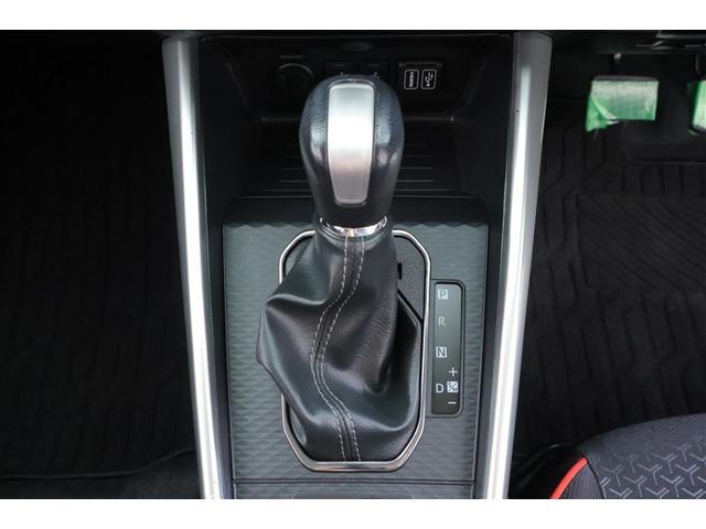 ライズ Ｚ　衝突回避システム　メディアプレイヤー接続　スマートキ－　リヤカメラ　１オナ　アルミホイール　エコアイドル　ＬＥＤライト　オートエアコン　横滑り防止機能　ＴＶ　キーフリー　パワーウインドウ　エアバッグ（9枚目）