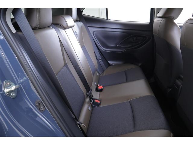 ヤリスクロス ハイブリッドＺ　ドライブレコーダ　インテリジェントキー　アルミホイル　ＬＥＤライト　１オ－ナ－　リアカメラ　クルーズコントロール　整備記録簿　横滑り防止システム　ＴＶ　電動シ－ト　パワステ　オートエアコン　キーフリー（16枚目）