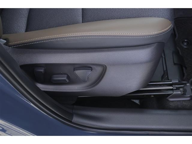 ヤリスクロス ハイブリッドＺ　ドライブレコーダ　インテリジェントキー　アルミホイル　ＬＥＤライト　１オ－ナ－　リアカメラ　クルーズコントロール　整備記録簿　横滑り防止システム　ＴＶ　電動シ－ト　パワステ　オートエアコン　キーフリー（30枚目）