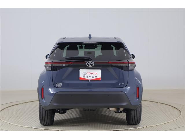 ヤリスクロス ハイブリッドＺ　ドライブレコーダ　インテリジェントキー　アルミホイル　ＬＥＤライト　１オ－ナ－　リアカメラ　クルーズコントロール　整備記録簿　横滑り防止システム　ＴＶ　電動シ－ト　パワステ　オートエアコン　キーフリー（39枚目）