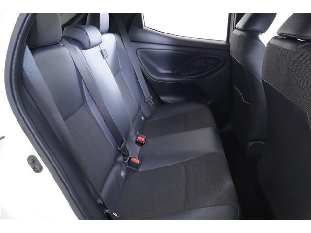 ヤリス ハイブリッドZ TSS キーレス フルセグテレビ オートエアコン バックモニター LEDライト クルコン スマートキー TV ETC ワンオーナー ドライブレコーダー ESC ミュージックプレイヤー接続可 記録簿(16枚目)