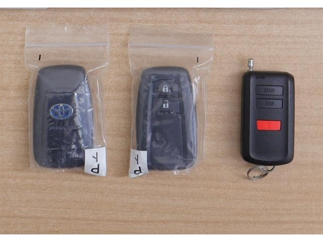 プリウス Ａツーリングセレクション　１００Ｖ電源　地デジ　点検記録簿　電動シート　１オーナー　Ｂモニター　ナビ＆ＴＶ　スマートキー＆プッシュスタート　横滑り防止機能　ＬＥＤヘッドライト　盗難防止装置　ＡＷ　ＡＢＳ　キーレス　エアコン（21枚目）