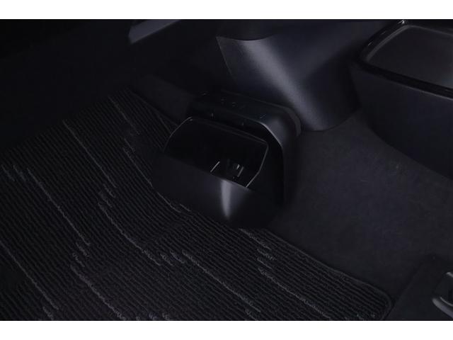 プリウス Ａツーリングセレクション　１００Ｖ電源　地デジ　点検記録簿　電動シート　１オーナー　Ｂモニター　ナビ＆ＴＶ　スマートキー＆プッシュスタート　横滑り防止機能　ＬＥＤヘッドライト　盗難防止装置　ＡＷ　ＡＢＳ　キーレス　エアコン（35枚目）