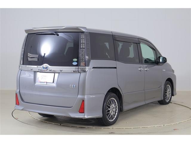 ヴォクシー ZS キラメキ2 衝突軽減ブレーキサポート メモリ-ナビ 地デジTV DVD再生可 バックモニタ ETC 3列シート 電動両側スライドドア スマキー 盗難防止装置 アルミホイール LEDランプ 点検記録簿 横滑防止(3枚目)