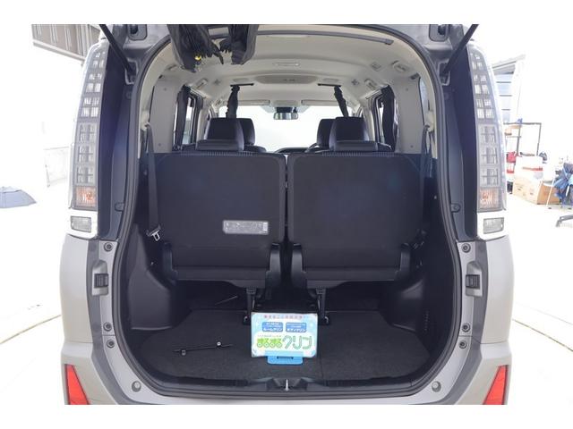 ヴォクシー ZS キラメキ2 衝突軽減ブレーキサポート メモリ-ナビ 地デジTV DVD再生可 バックモニタ ETC 3列シート 電動両側スライドドア スマキー 盗難防止装置 アルミホイール LEDランプ 点検記録簿 横滑防止(18枚目)