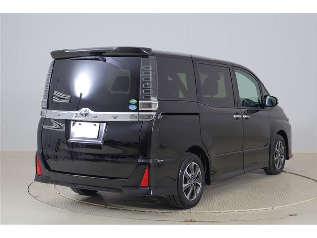 ヴォクシー ＺＳ　煌　地上デジタル　ＴＳＳ　両側パワードア　アイドリングストップ車　パワーウィンド　横滑防止　１オーナ　整備記録簿　ＤＶＤ可　盗難防止装置　スマートエントリー　Ｂカメラ　ＬＥＤヘッドライト　メモリーナビ（3枚目）