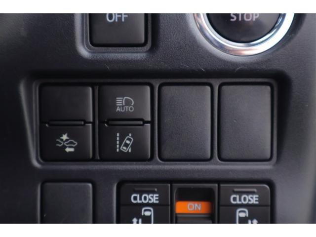 ヴォクシー ＺＳ　煌　地上デジタル　ＴＳＳ　両側パワードア　アイドリングストップ車　パワーウィンド　横滑防止　１オーナ　整備記録簿　ＤＶＤ可　盗難防止装置　スマートエントリー　Ｂカメラ　ＬＥＤヘッドライト　メモリーナビ（12枚目）