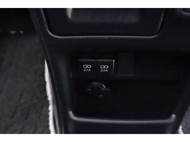 ヴォクシー ＺＳ　煌　地上デジタル　ＴＳＳ　両側パワードア　アイドリングストップ車　パワーウィンド　横滑防止　１オーナ　整備記録簿　ＤＶＤ可　盗難防止装置　スマートエントリー　Ｂカメラ　ＬＥＤヘッドライト　メモリーナビ（24枚目）