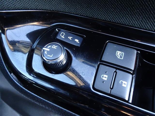 ヴォクシー ＺＳ　煌　地上デジタル　ＴＳＳ　両側パワードア　アイドリングストップ車　パワーウィンド　横滑防止　１オーナ　整備記録簿　ＤＶＤ可　盗難防止装置　スマートエントリー　Ｂカメラ　ＬＥＤヘッドライト　メモリーナビ（25枚目）